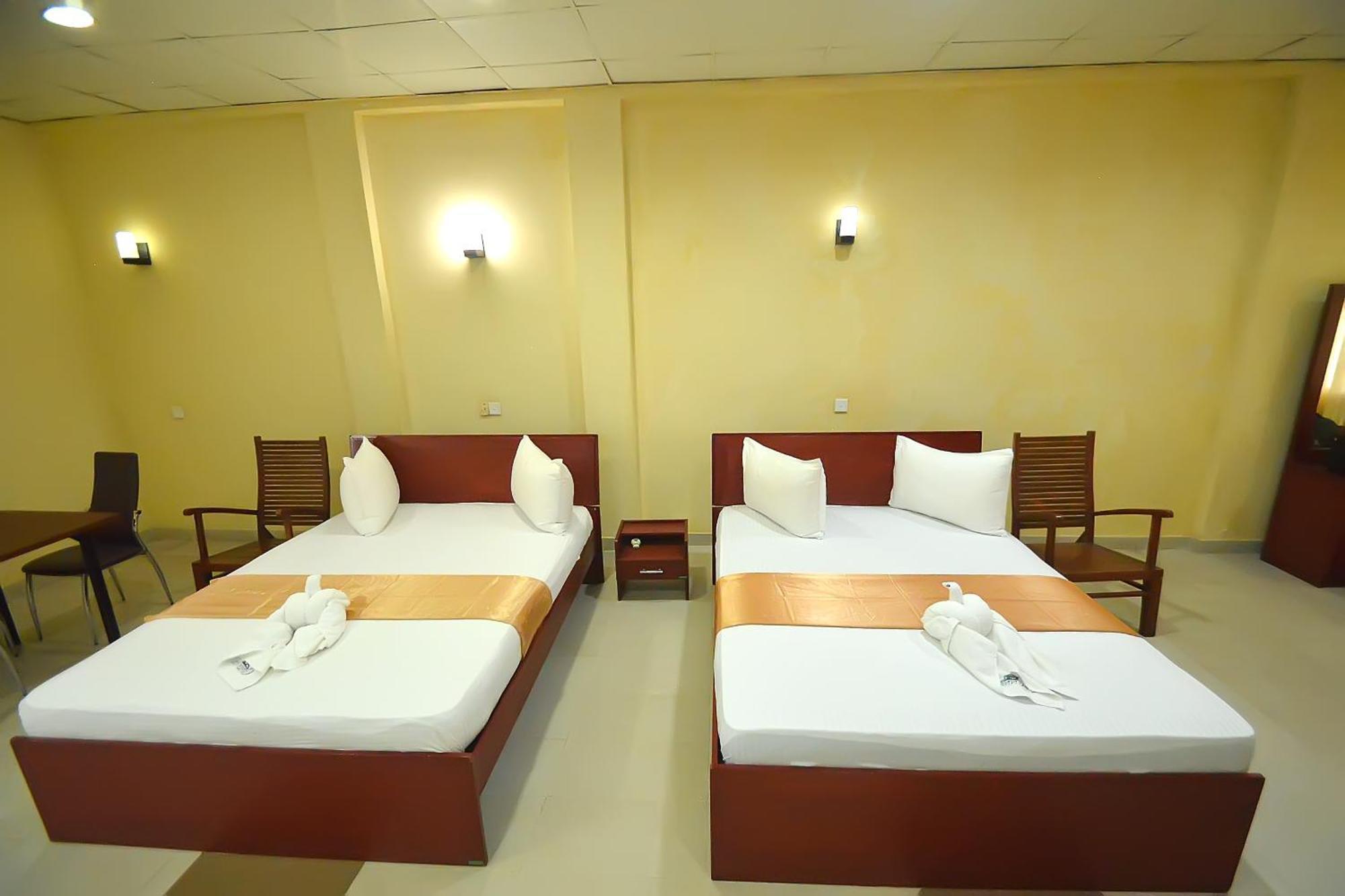 Gunners Club Hotel Minneriya Exterior foto